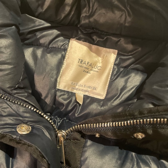 🎀🧥ZARA TRAFALUC PATENT PUFFER JACKET 🧥🎀 - Picture 4 of 9